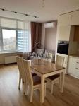 Продам 2-кімнатну квартиру, ЖК Галактика, 68 м², євроремонт