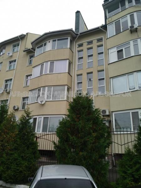 Продам 4-кімнатну квартиру в новобудові, ЖК «Петропавловский»