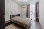 Продам 1-кімнатну квартиру, ЖК Комфорт Таун, 40 м², капітальний ремонт
