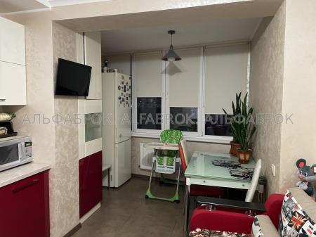 Продам 2-кімнатну квартиру в новобудові, ЖК Щасливий на Петропавлівці