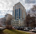 Здам офіс в офісному центрі, 591 м², без внутрішніх робіт