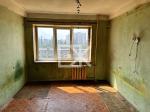 Продам 3-комнатную квартиру, 60.80 м², без ремонта