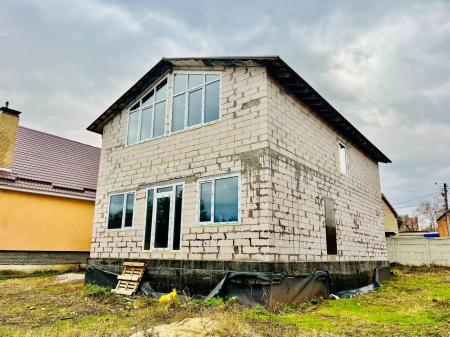2-storey unfinished house for sale
