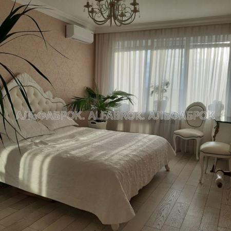 Продам 3-кімнатн квартиру в новобудові, ЖК Оксамитовий
