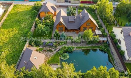 Продам 2-этажный дом