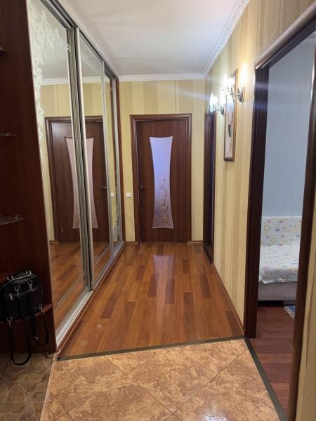 Продам 3-кімнатну квартиру