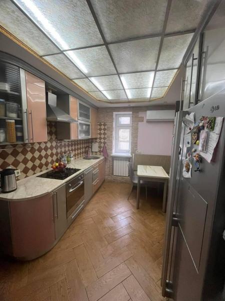 Продам 2-комнатную квартиру