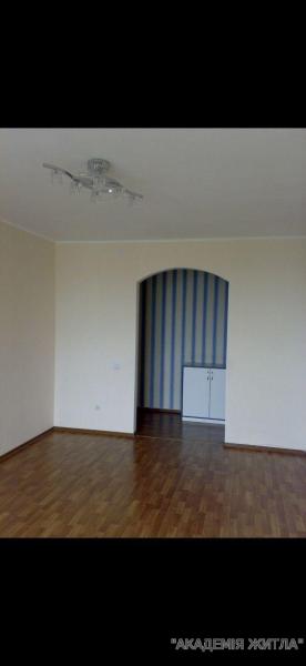 Продам 3-комнатную квартиру