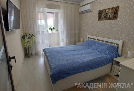 Продам 3-комнатную квартиру