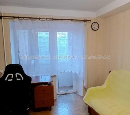Продам 1-комнатную квартиру
