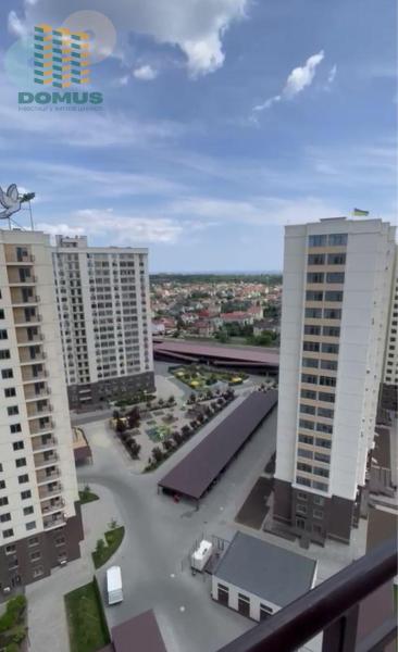 Продам 2-кімнатну квартиру, ЖК «П'ятдесят восьма перлина»