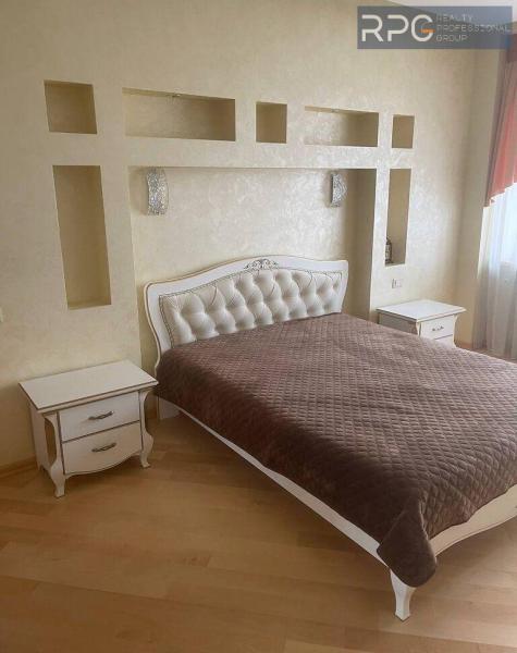 Здам 5-кімнатну квартиру