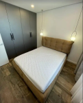 Продам 1-кімнатну квартиру в новобудові, ЖК 4 Сезони, 36 м², авторський дизайн