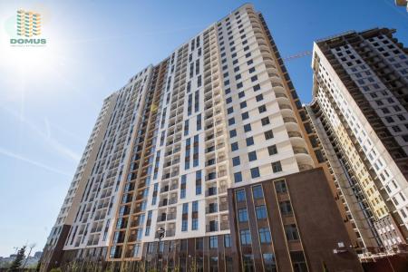 Продам офіс у багатоквартирному будинку