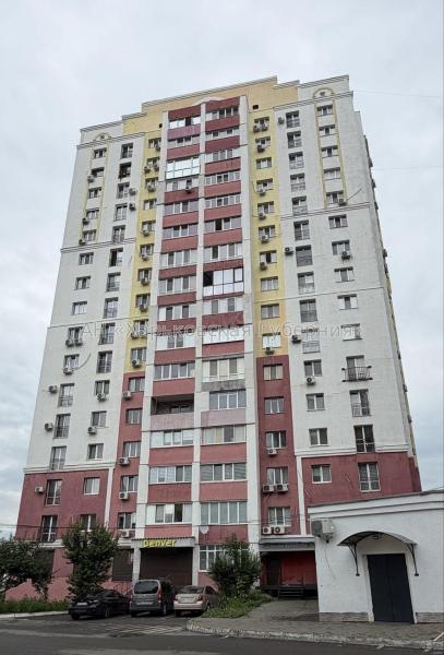 Продам 3-комнатную квартиру