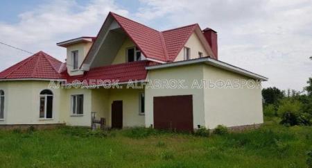 Продам 2-поверховий будинок