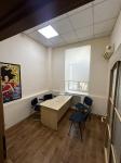 Здам офіс у багатоквартирному будинку, 46 м², євроремонт