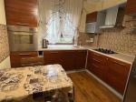 Продам 2-кімнатну квартиру, 50.80 м², радянський ремонт
