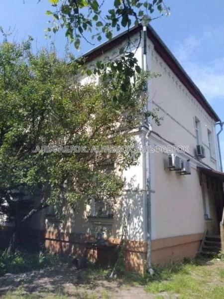 Продам 2-этажный дом