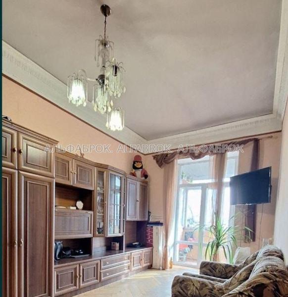 Продам 3-кімнатну квартиру