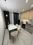 Продам 1-кімнатну квартиру в новобудові, ЖК&nbsp;Лебединий, 42 м², авторський дизайн