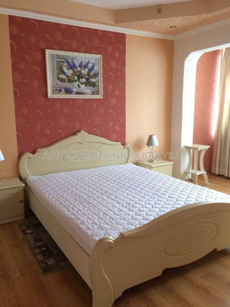 Продам 2-комнатную квартиру