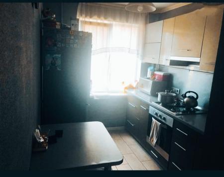 Продам 2-комнатную квартиру