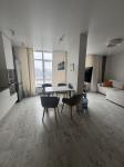 Продам 2-кімнатну квартиру, ЖК Варшавський мікрорайон, 58 м², капітальний ремонт