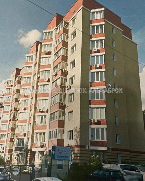 Продам 3-комнатную квартиру