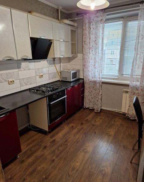 Продам 2-кімнатну квартиру