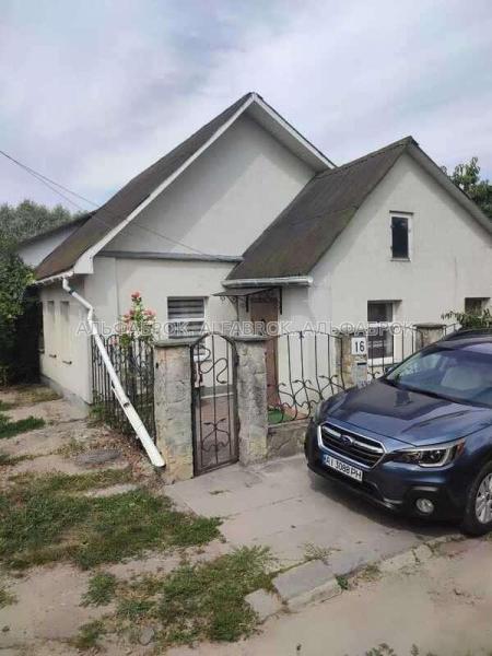 Продам 2-поверховий будинок