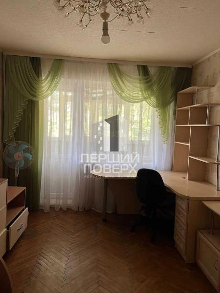 Продам 2-комнатную квартиру