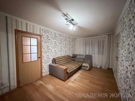 Продам 3-комнатную квартиру