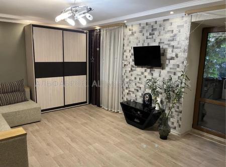Продам 2-кімнатну квартиру