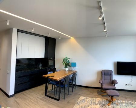 Продам 1-комнатную квартиру в новостройке, ЖК 4 Сезона