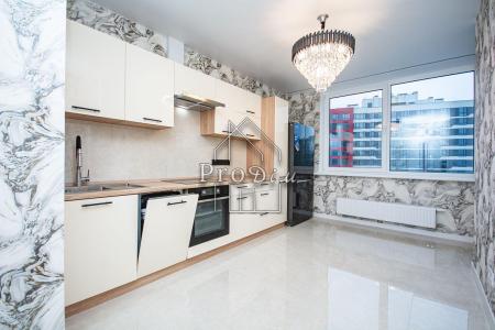 Продам 1-кімнатну квартиру в новобудові, ЖК Варшавський 3
