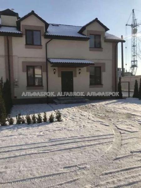 Продам 2-поверховий будинок