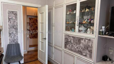 Продам 3-кімнатну квартиру