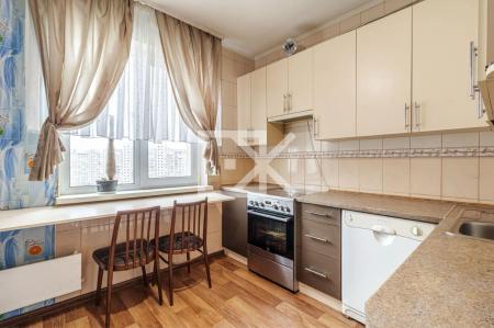Продам 3-комнатную квартиру