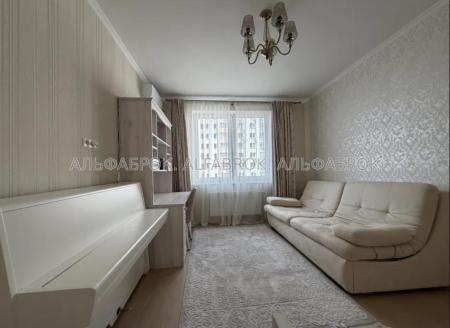 Продам 3-кімнатну квартиру
