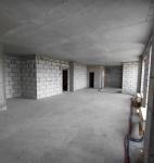 Продам 4-комнатную квартиру, 146 м², без внутренних работ