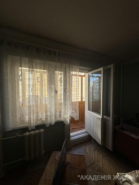 Продам 3-комнатную квартиру