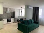 Здам квартиру-студію, ЖК 4 Сезони, 38 м², євроремонт