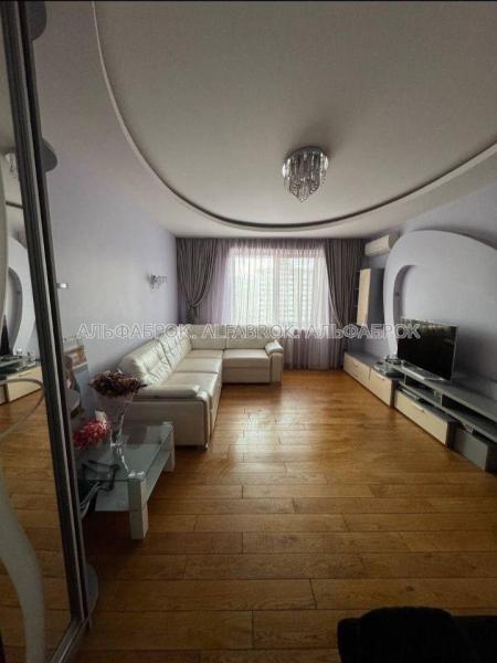 Продам 2-комнатную квартиру