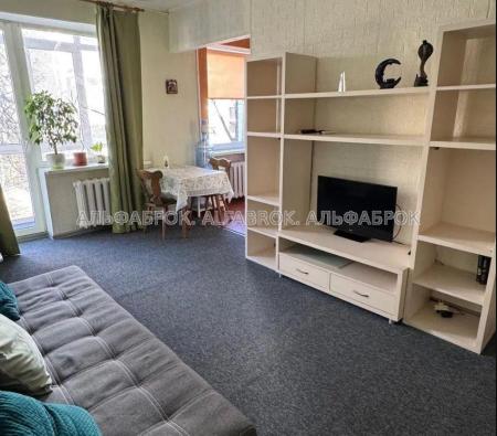 Продам 3-кімнатну квартиру