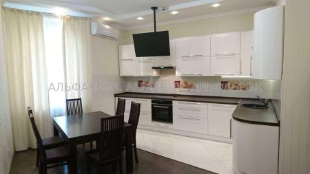 Продам 3-комнатную квартиру, ЖК «Златоустовский»