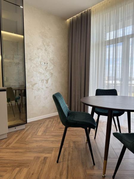 Продам 2-кімнатну квартиру в новобудові, ЖК&nbsp;Сторожницький