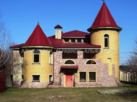 Продам 3-поверховий будинок