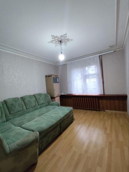 Продам 2-кімнатну квартиру