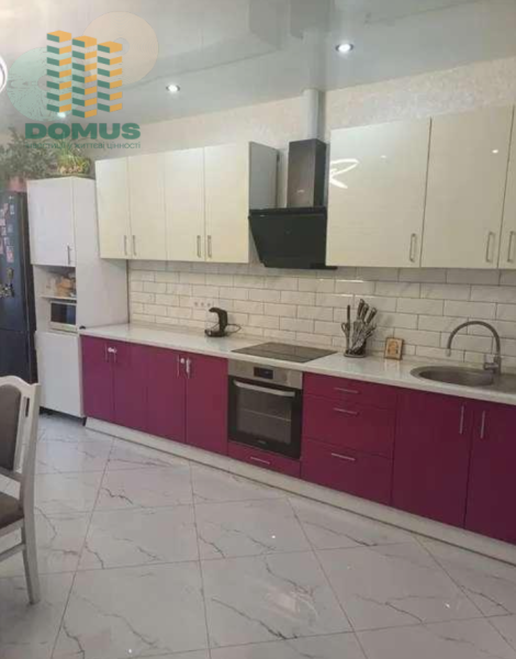 Продам 3-кімнатну квартиру, ЖК «Сорок дев'ята перлина»